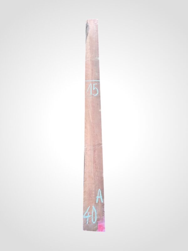 Hruška pařená 33 mm - 40