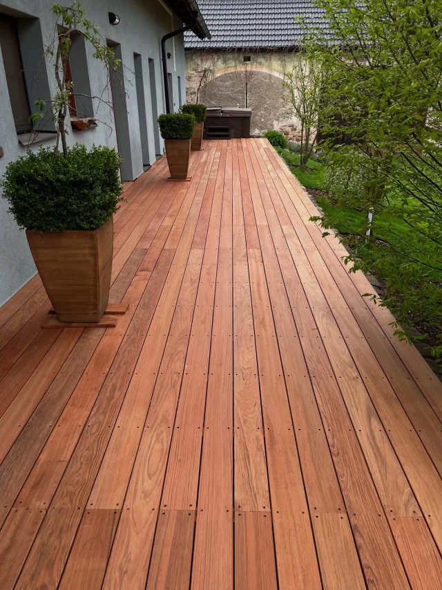 Další dokončená terasa z luxusní dřeviny Jatoba pro našeho zákazníka 😍👌🙌💪

Terasy, fasády, ploty a mnoho dalších instalací Vám rádi dodáme i včetně montáže tzv. na klíč. 

Jsme přímý dovozce exotického dřeva do ČR, což zaručuje nejlepší cenu a kvalitu na trhu.

Pokud byste měli zájem o podobnou terasu, neváhejte se na nás obrátit. Uděláme Vám rádi nezávaznou cenovou nabídku.

🔗 www.exoticke-terasy.cz

🛒 www.wood-shop.cz

📞 731 02 59 02

📧 info@wood-store.cz

#terasa #terasy #exotickaterasa #exoticketerasy #jatoba #brazilskatresen #terrace #terraces #exoticterrace #exoticterraces #terrasse #terrassen #exotischeterrasse #exotischeterrassen #woodshop #woodshopcz #woodstore #woodstorecz